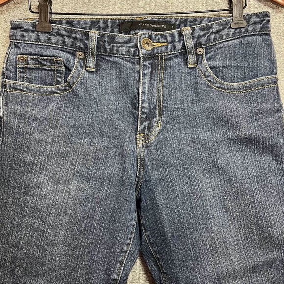 Calvin Klein Jeans Women 8 (30x20 Actual) Blue Medium Wash Cropped Relaxed - Picture 3 of 11